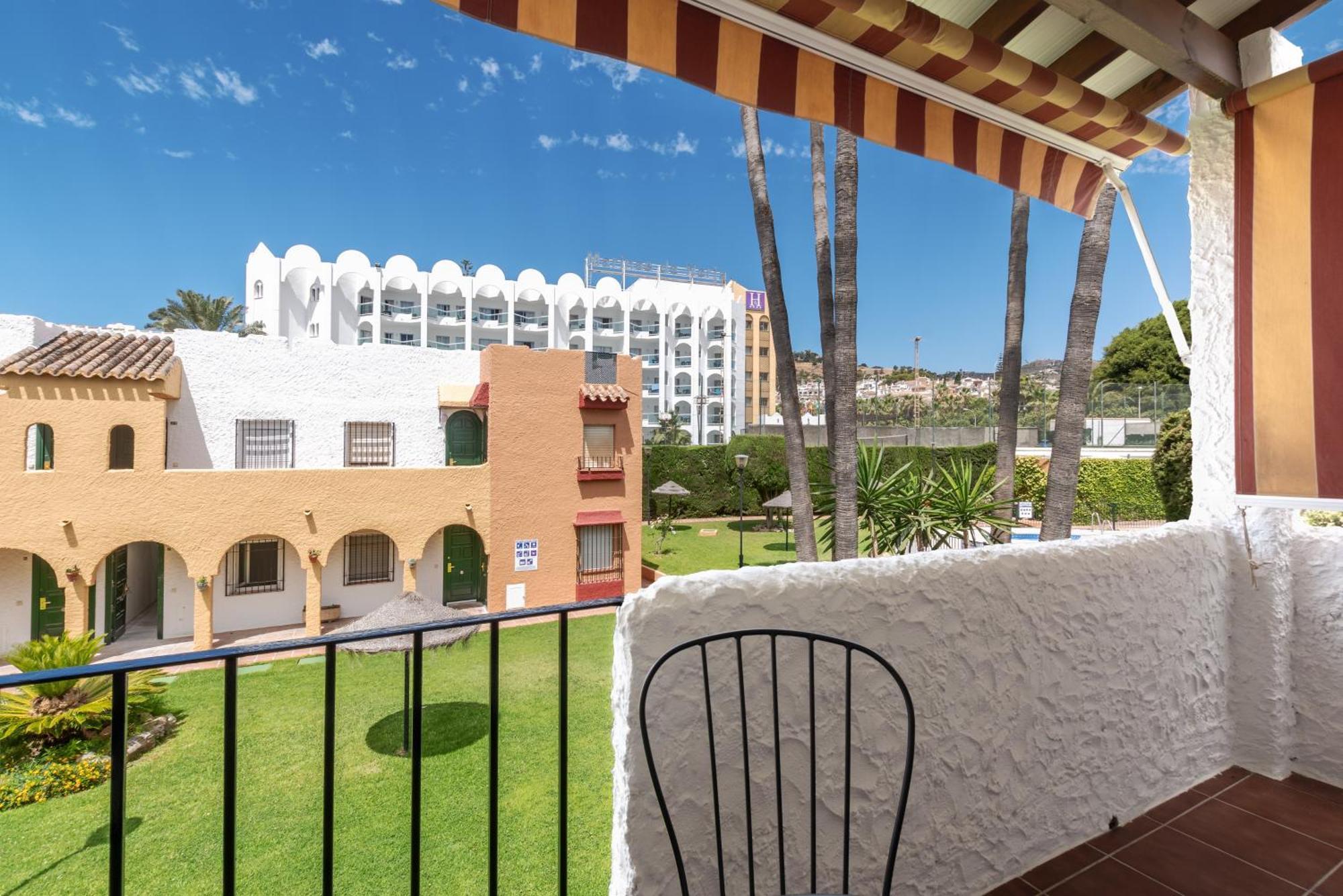 נרחה Renovated Apartment On Beachside With Pool מראה חיצוני תמונה